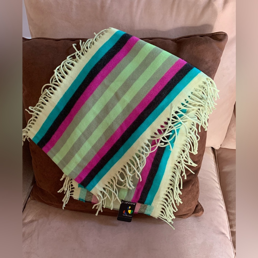 V. FRAAS Colorful Cashmink Scarf
